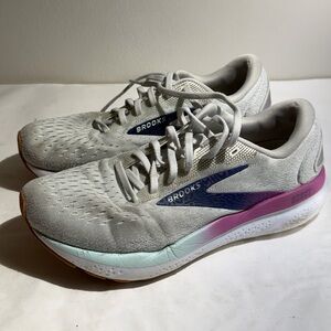 Used Brooks Women's Sneakers White, Blue, and Purple size 8 athletic shoes